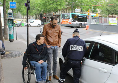 Opération de contrôle des cartes de stationnement PMR